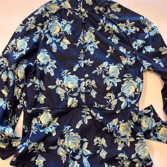 Free People top - Picture 6 of 6